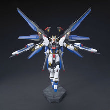Japaness Bandai Original Gundam HG 1/144 Model ZGMF-X10A Strike Freedom Destroy Armor Unchained Mobile Suit Kids Toys