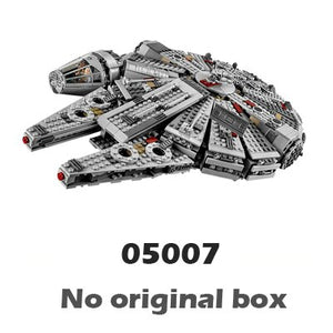1355pcs Space Wars Falcon Spaceship Battle Ship 10467 Figure Building Blocks Children Toys Compatible With Lego