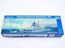 Trumpeter Meng Flyhawk 1/700 World War II German KM Bismarck Battleship Navy War Battle Ship Plastic Assembly Model Kit