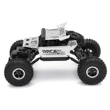 Alloy 2.4G 1/18 4WD Crawler Climbing Professional Off-Road Vehicle RC Car 