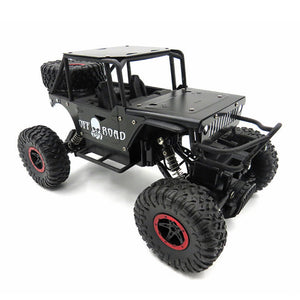 1/18 4WD 2.4G RC Cars Alloy Speed RC Car Toys With LED Head Light 3 Motors