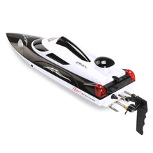 HJ806 RC Boat High Speed 35km/h 200m Control Distance Fast Ship With Cooling Water System