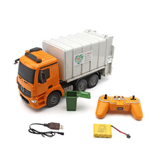 Double E E560-003 1/20 2.4G 8CH RC Car EP Cleaning Garbage Truck with LED Light RTR Model