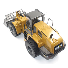 HuiNa Toys 583 6 Channel 1/18 RC Metal Bulldozer Charging RC Car Metal Edition