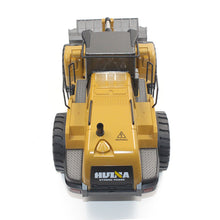 HuiNa Toys 583 6 Channel 1/18 RC Metal Bulldozer Charging RC Car Metal Edition