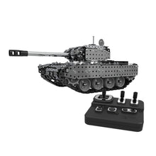 Hot 952PCS 2.4G RC Military Tank DIY Assembly set Stainless Steel Remote Control Model Toy for Kids Built-in 3.7V 300MAh battery