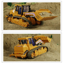 XM-6822L RC Truck 6CH Bulldozer Caterpillar Tractor Car Model Engineering Car With Lighyt Toy Equipped With USB Charging Cable