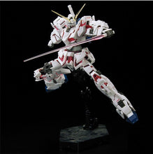 Original Gundam RG 1/144 Model RX-0 UNICORN GUNDAM Freedom Destroy Armor Unchained Mobile Suit Kids Toys
