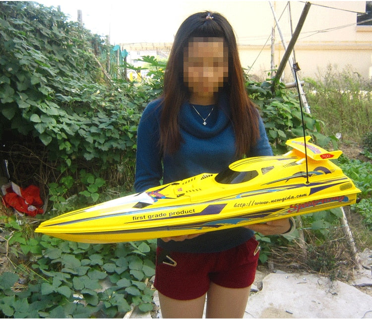 Large racing RC speedboat 6011 2.4G 150M 1500mah batter Electric High Speed Racing electric RC Boat Radio Control Boat model toy