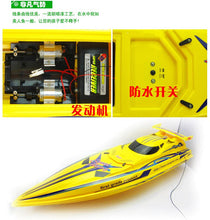 Large racing RC speedboat 6011 2.4G 150M 1500mah batter Electric High Speed Racing electric RC Boat Radio Control Boat model toy