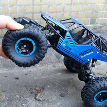 New 28cm RC Car 4WD 4 Driving Car Double Motors Drive Bigfoot Car Remote Control Car Model Off-Road Vehicle Toy