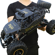 28cm RC Car 1/16 4WD 4x4 Driving Car Double Motors Drive Bigfoot Car Remote Control Car Model Off-Road Vehicle Toy
