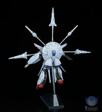 Japaness BANDAI Original Gundam MG 1/100 Model ZGMF-X13A PROVIDENCE GUNDAM ZAFT SEED DESTINY Mobile Suit Kids Toys With Holder