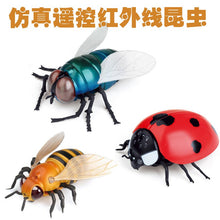 Funny Simulation Scary Insect Bee Flies Horrible Toys anti-stress Gift For Adult Children