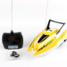 Unique Design water kids RC toy c204 wireless MINI Bathroom indoor outside RC remote control speedboat children yacht toy model