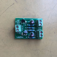 1PC compact Circuit Board to make the crossing signals LED flash Alternately 860039/LaisDcc Brand