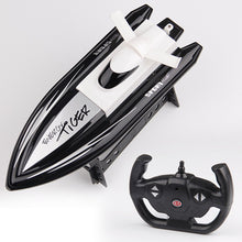 High Speed RC Boat 2.4GHz 4 Channels 30km / h Radio Remote Control RC Racing Boat Electric Toys RC Toys for Children Best Gifts