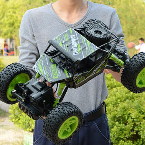 1：18 4wd rc cars 2.4G remote control car Toys car remote Buggy Trucks Off-Road Trucks Toys for Children gift
