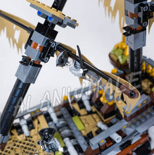 2324pcs Battle Ship Pirates of the Caribbean Silent Mary Flagship 10680 Model Building Blocks Bricks Boys Compatible With Lego