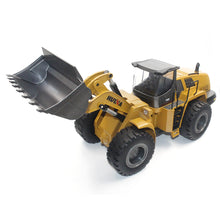HuiNa Toys 583 6 Channel 1/18 RC Metal Bulldozer Charging RC Car Metal Edition